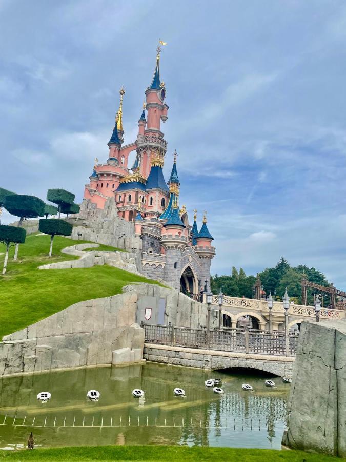 5 Min From Disneyland Cozy Retreat Montévrain Exterior foto